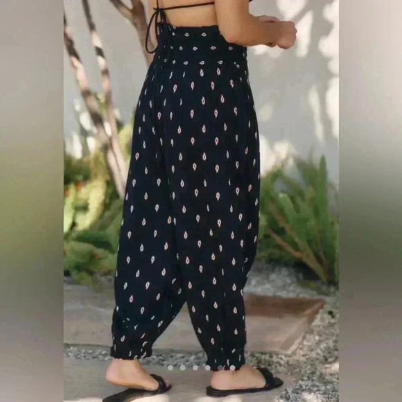Anthropologie Smocked Gauze Printed Pants - Picture 2 of 12